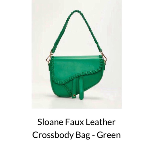 VICI UE Kelly green saddle bag. NEW includes 2 different straps SUG RE $70 - Picture 2 of 16